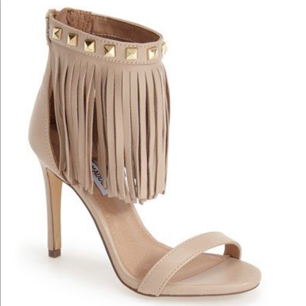Brand New Steve Madden Sioooux Fringe Heels nude